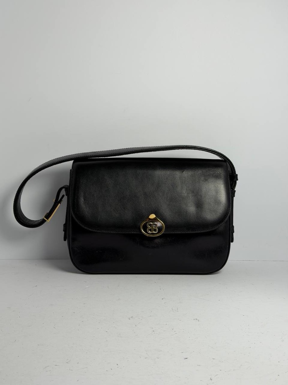 Vintage Balenciaga Interlocking BB Logo Black Leather Shoulder Bag RARE